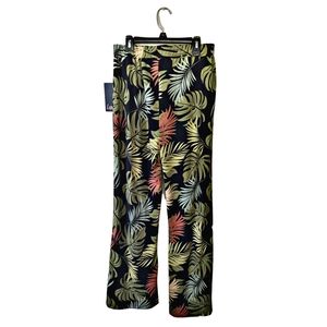 Lark + Grey Floral Print Pants Sized Medium